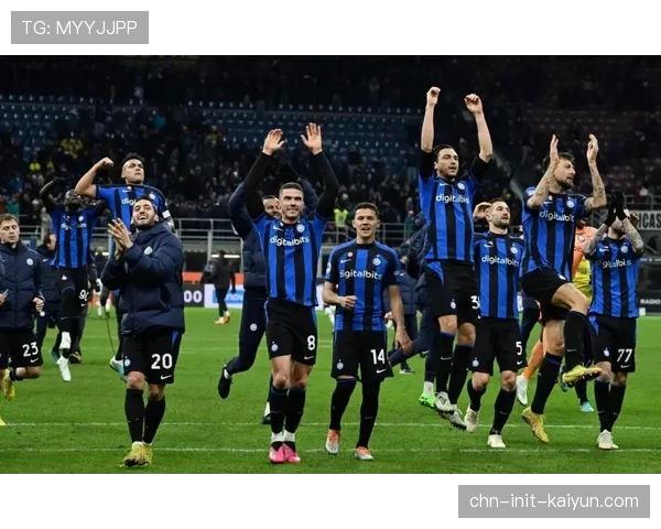 实时播报:意甲焦点战,半场实时控球网络图显示国际米兰完全掌控中路 实时播报:意甲焦点战,半场实时控球网络图显示国际米兰完全掌控中路